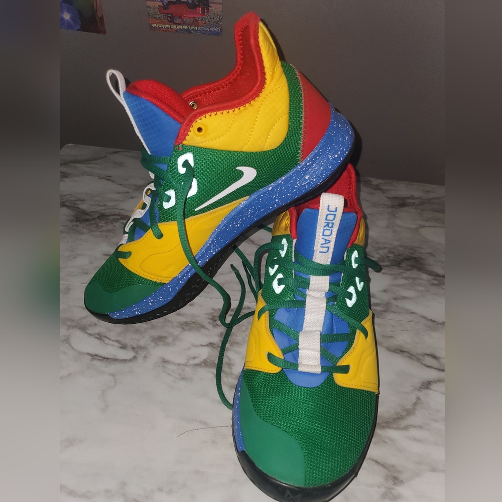 Rare Nike Paul George NBA basketball sneakers